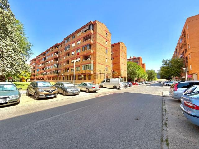 Piso en venta en Distrito 4, Albacete