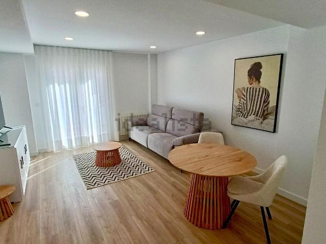 Piso en alquiler en Centro, Albacete