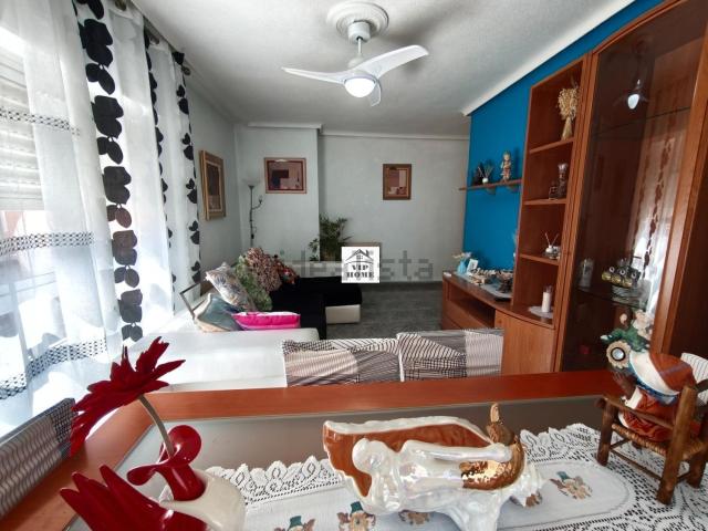 Piso en venta en Distrito 2, Albacete