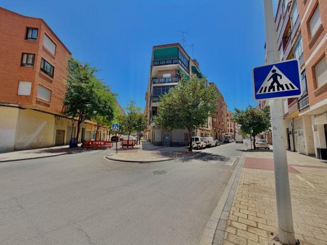 Piso en venta en Distrito 5, Albacete