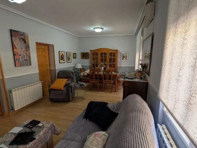 Piso en venta en Distrito 2, Albacete