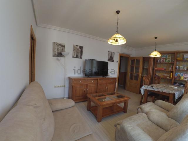 Piso en venta en Albacete, Feria