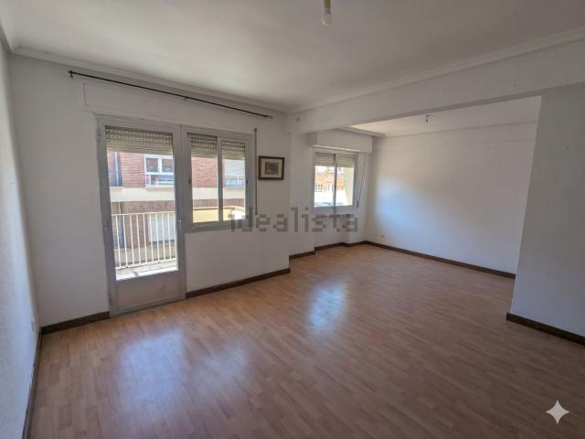 Piso en venta en Distrito 4, Albacete
