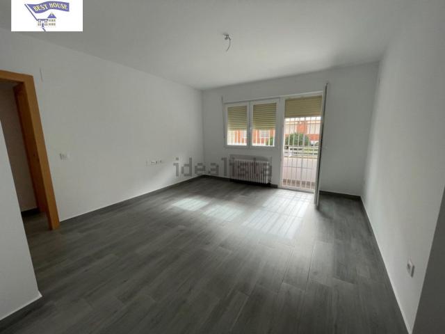 Piso en alquiler en Distrito 4, Albacete