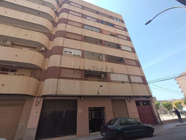 Piso en venta en Albatera, Valencia
