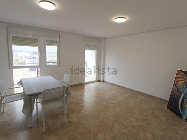 Piso en venta en Albatera, Valencia