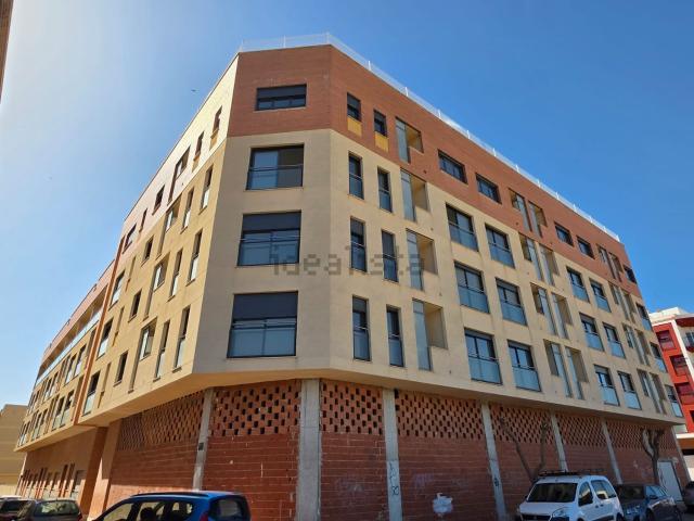 Piso en venta en Albatera, Valencia