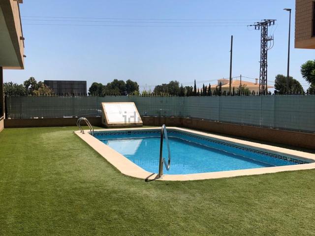 Piso en venta en Albatera, Valencia