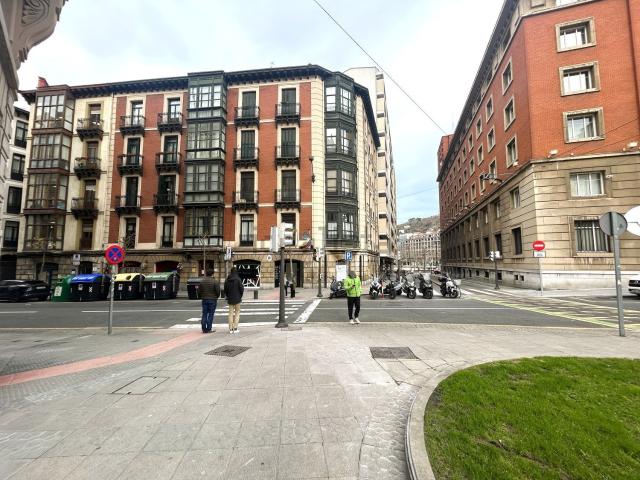 Piso en venta en Abando, Bilbao