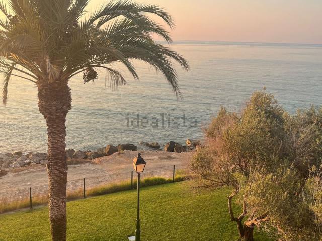 Dúplex en alquiler en les Cases d'Alcanar, Montsià