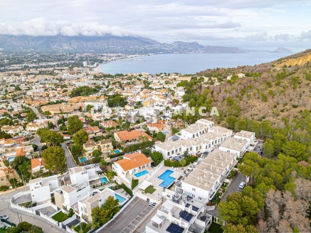 Dúplex en venta en la Marina Baixa, Valencia