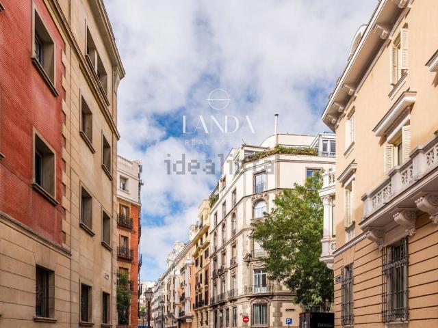 Dúplex en venta en Chamberí, Madrid