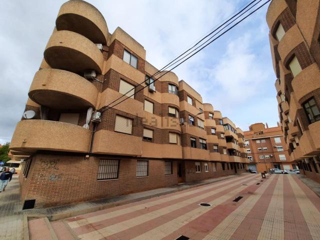 Piso en venta en Almansa, Albacete