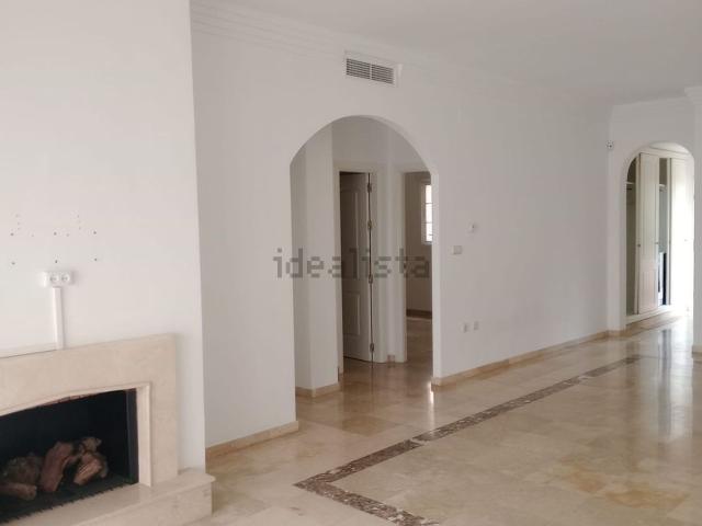 Piso en alquiler en Nueva Andalucía, Costa del Sol Occidental