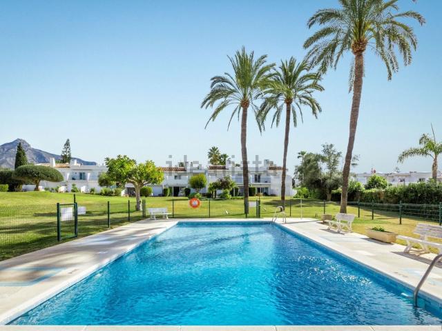 Piso en venta en Nueva Andalucía, Costa del Sol Occidental
