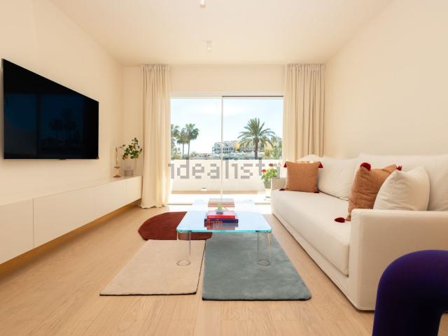 Dúplex en venta en Nueva Andalucía, Costa del Sol Occidental