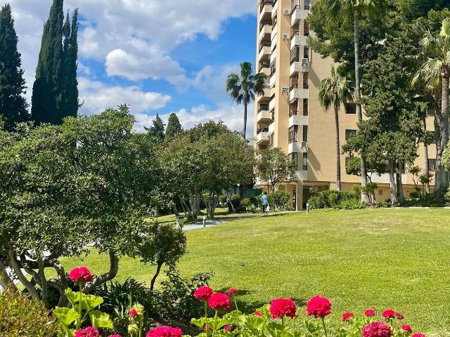 Piso en venta en Nueva Andalucía, Costa del Sol Occidental