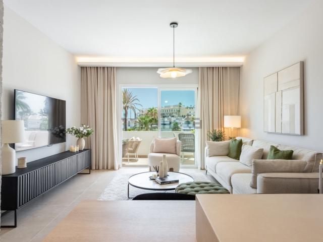 Ático en venta en Nueva Andalucía, Costa del Sol Occidental