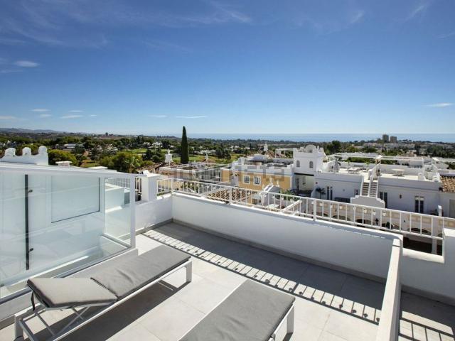 Ático en venta en Nueva Andalucía, Costa del Sol Occidental