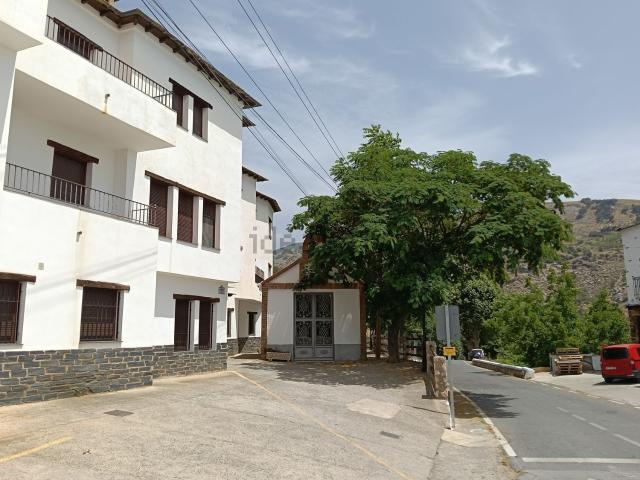 Piso en venta en Alpujarra De La Sierra, Granada