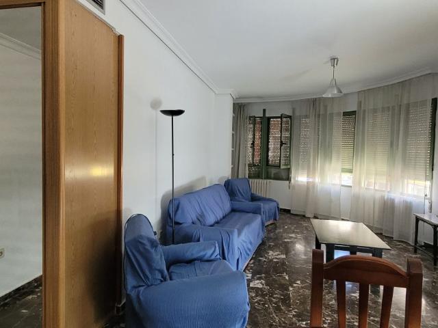 Piso en alquiler en Centro, Albacete