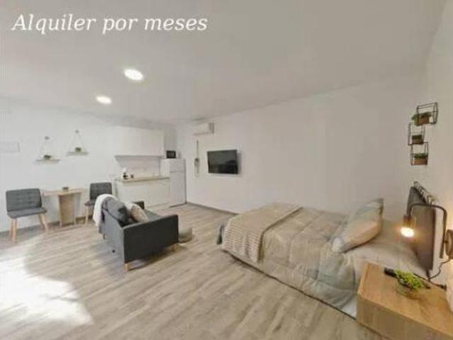 Piso en alquiler en Alcalá De Guadaíra, Andalucía