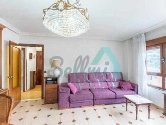 Piso en alquiler en Morea / Moreda, Aller