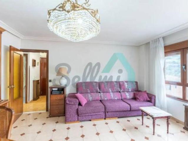 Piso en alquiler en Morea / Moreda, Aller