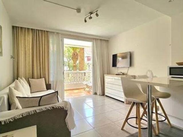 Piso en alquiler en Los Cristianos, Arona