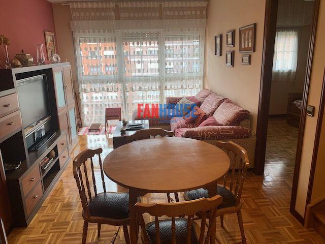 Piso en alquiler en Los Campos, Gijón