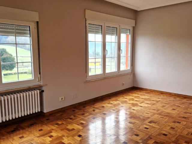 Piso en alquiler en Sariego, Asturias