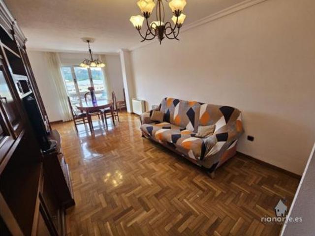Piso en alquiler en Avilés, Asturias