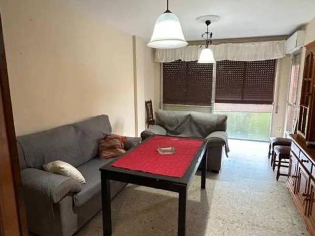 Piso en alquiler en Huerta Rosales, Tierra de Badajoz