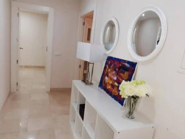 Piso en alquiler en Los Pinos, Benahavís
