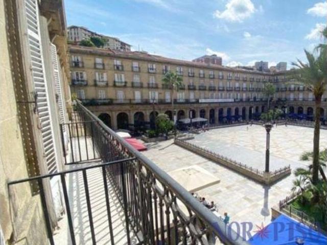 Piso en alquiler en Ibaiondo, Bilbao
