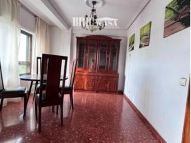 Piso en alquiler en Hernán Cortés, Cáceres