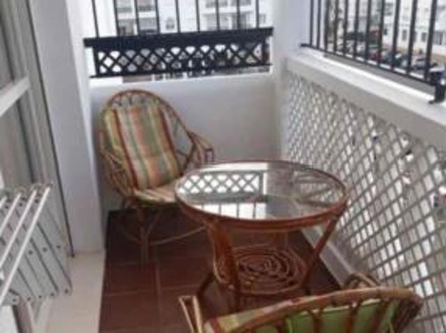 Piso en alquiler en Nuevo Portil, Costa Occidental