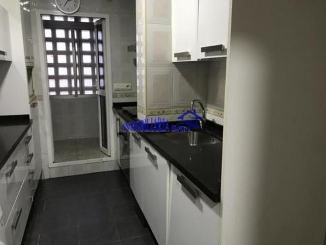 Piso en alquiler en Distrito Sureste, Córdoba