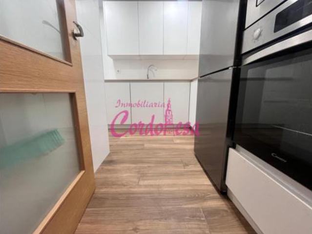 Piso en alquiler en Distrito Centro, Córdoba