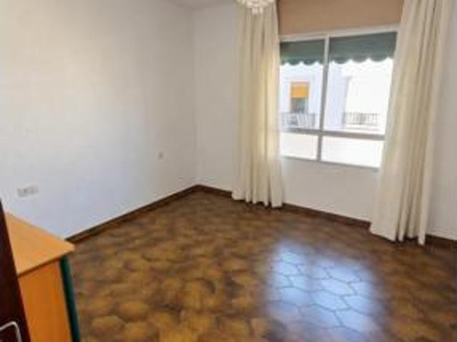 Piso en alquiler en Valdeolleros, Córdoba