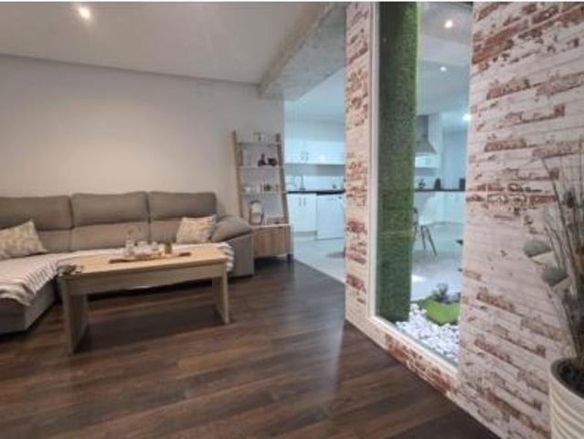 Piso en alquiler en el Raval de Santa Teresa, el Baix Vinalopó
