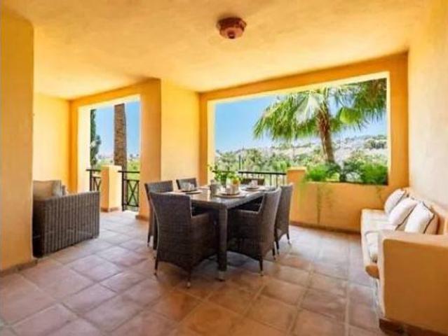 Piso en alquiler en El Campanario Estepona, Costa del Sol Occidental