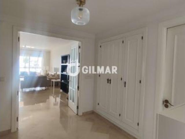 Piso en alquiler en Urbanización Altos de Guadalobon, Estepona