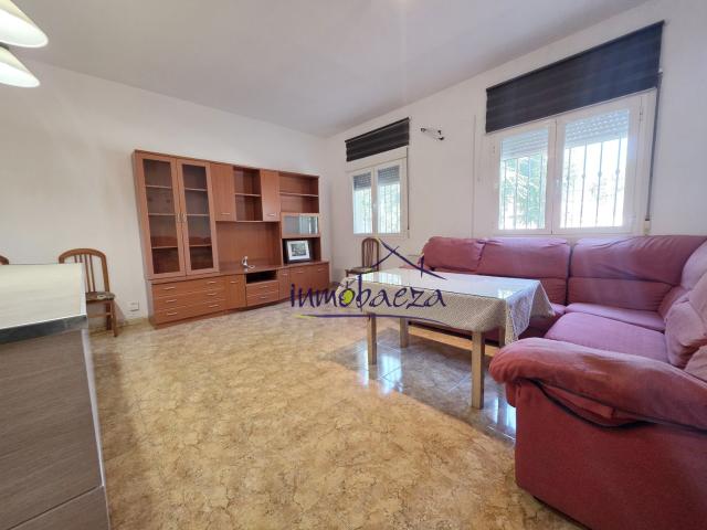 Piso en alquiler en Baeza, Andalucía