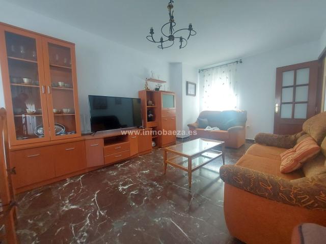 Piso en alquiler en Baeza, Andalucía
