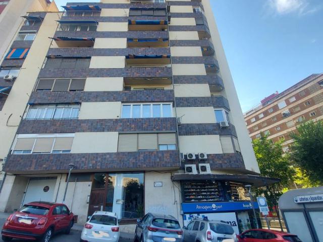 Piso en alquiler en Las Protegidas, Jaén