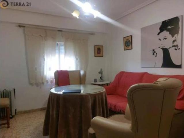 Piso en alquiler en Peñamefecit, Jaén