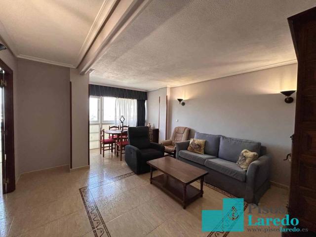 Piso en alquiler en Laredo