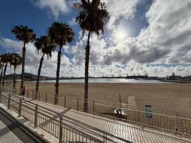 Piso en alquiler en Alcaravaneras, Gran Canaria