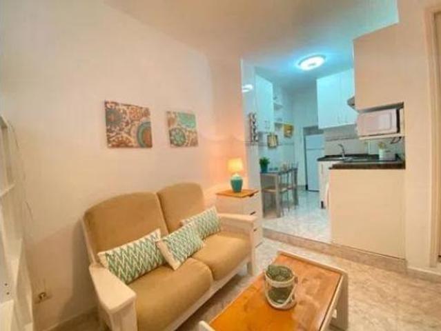 Piso en alquiler en Santa Catalina-Canteras, Gran Canaria